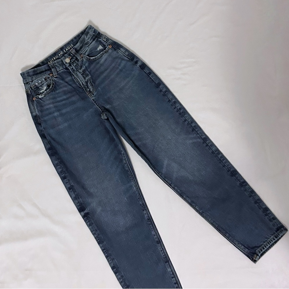 American Eagle Outfitters High Rise Blue Jeans